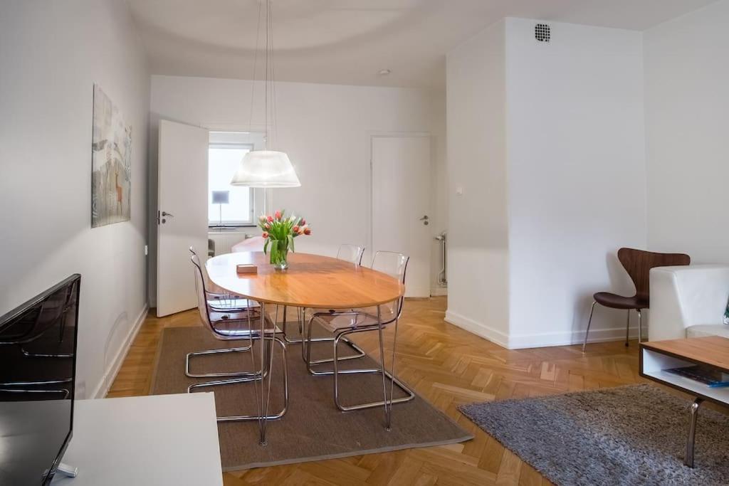 Stockholm Checkin Apartment Alvik Екстер'єр фото